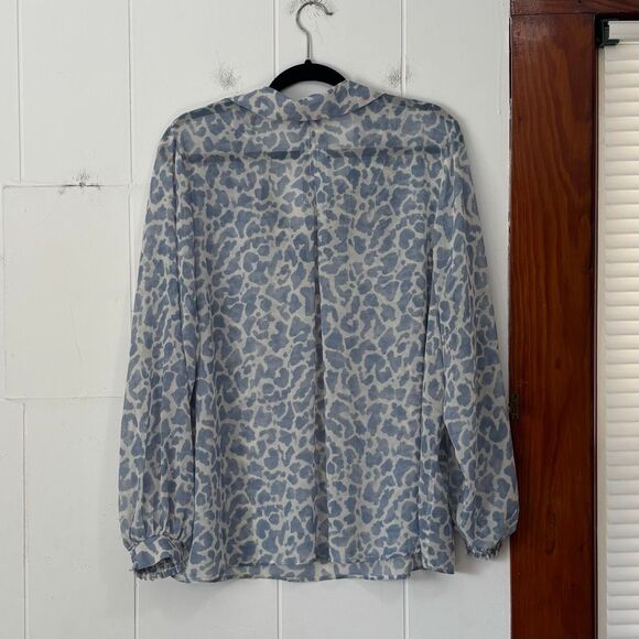 Cabi Blue Animal Print Pounce Blouse sheer size XXL - Picture 5 of 5